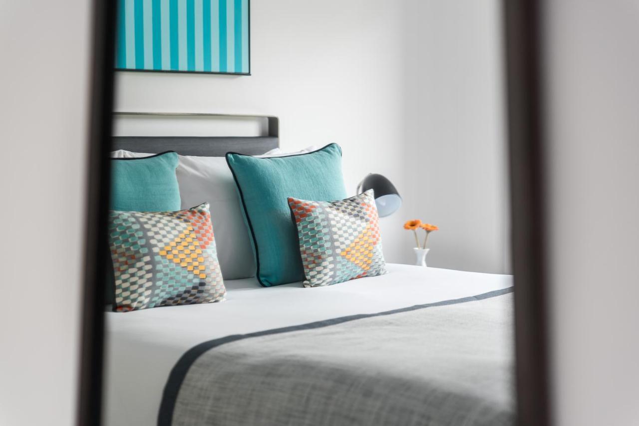 Q Square By Supercity Aparthotels Brighton Bagian luar foto