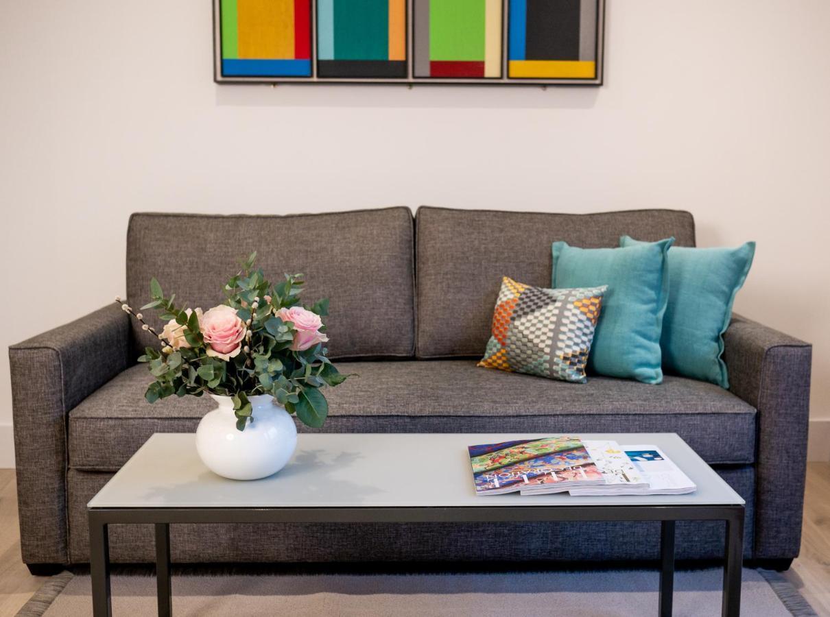 Q Square By Supercity Aparthotels Brighton Bagian luar foto